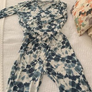 Super soft and snuggly Old Navy loungewear!